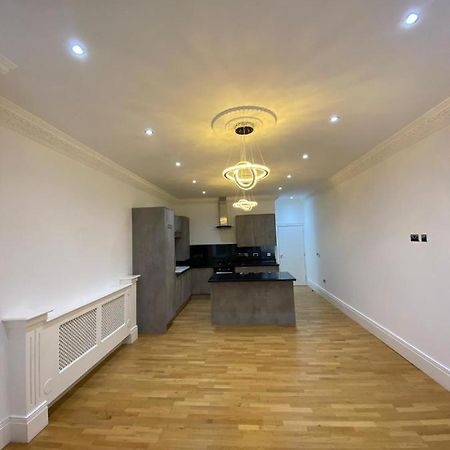 Luxury Apartment Apt4 Wolverhampton Exteriör bild