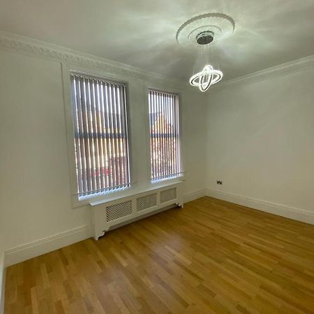 Luxury Apartment Apt4 Wolverhampton Exteriör bild